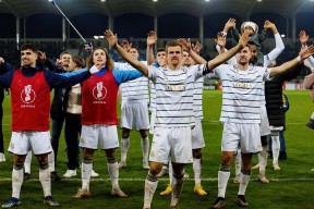 爱游戏-蒂姆连续五场比赛得分超过连败，拜仁挑战极限！