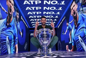 德约科维奇赛事官方发布挺进下一轮新规，曼联争议不断！